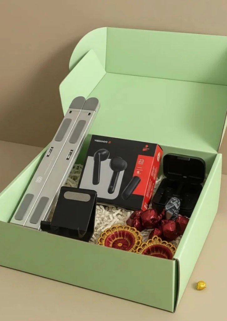 Tech Accessories Gift Box